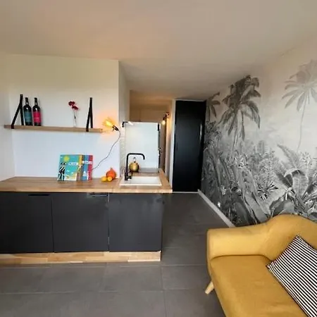 Apartment Vue Au Bord Des Falaises